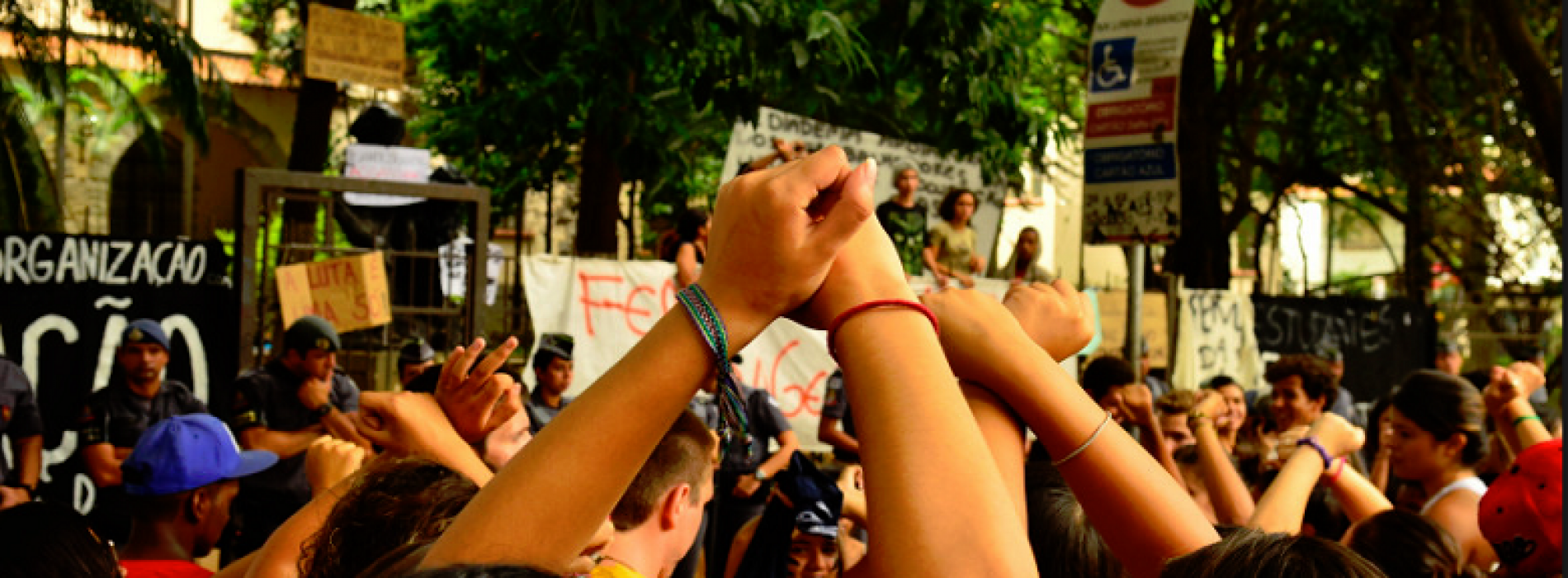 Governo Alckmin é acusado de retaliação contra estudantes que barraram reorganização