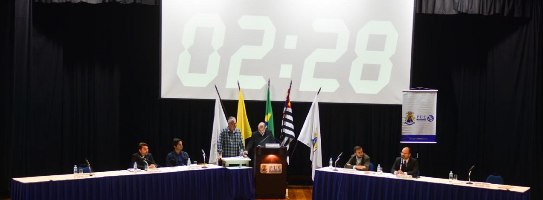 Candidatos a vereador do PSDB, DEM, PV, PT e PSDC participaram de sabatina