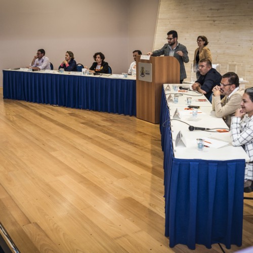 Debate com candidatos a deputado estadual fez sucesso entre estudantes e professores